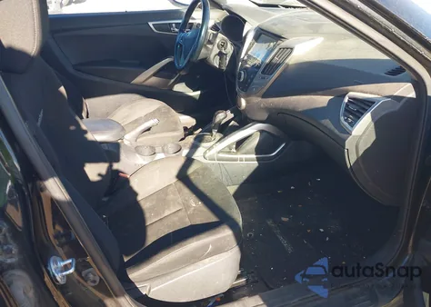 2017 Hyundai Veloster z USA, uszkodzony, nr VIN KMHTC6AD1HU316726